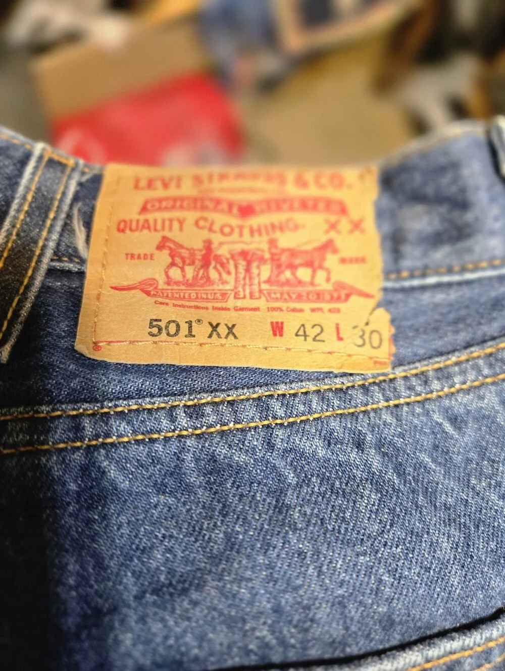 Mens Levi 501 Button Fly Jeans Minimal Wear